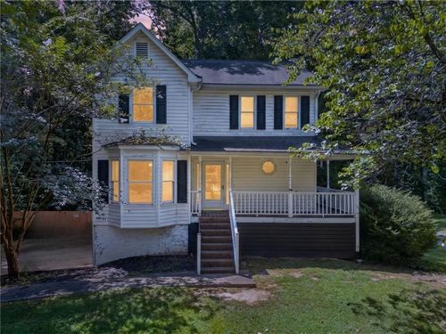 69 Oak Landing Cir, Douglasville, GA, 30134-7829 | Card Image