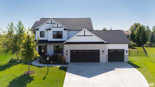 3000 W Saddle Creek Dr, Dunlap, IL, 61525-2528 | Card Image