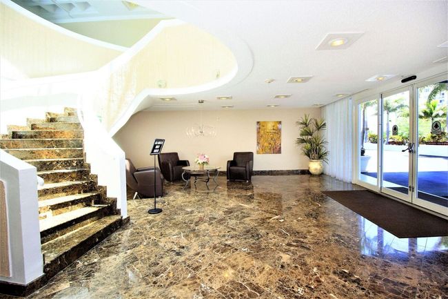 APT-2806 - 1360 S Ocean Blvd, Condo with 2 bedrooms, 2 bathrooms and null parking in Pompano Beach FL | Image 29