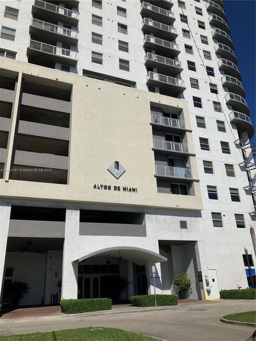 apt-1007-1 Glen Royal Pkwy, Miami, FL, 33125-5290 | Card Image