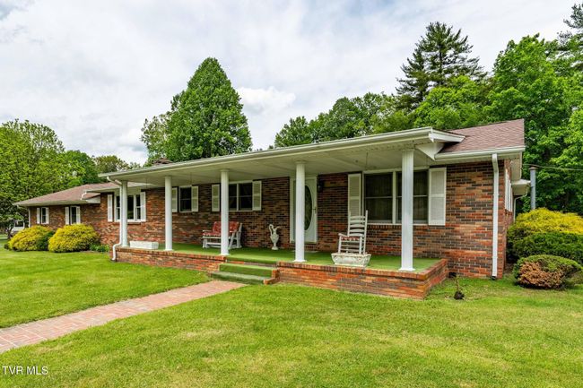 1867 Gentry Creek Rd, House other with 3 bedrooms, 2 bathrooms and null parking in Laurel Bloomery TN | Image 16