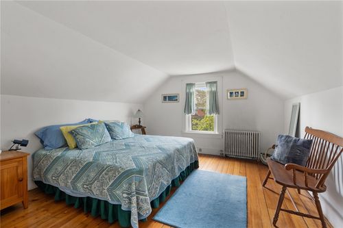 48 Webster St, Newport, RI, 02840-4066 | Card Image
