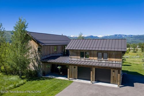 4305 S Little Horsethief Ln, Jackson, WY, 83001-7920 | Card Image