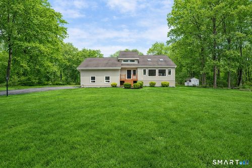 6 Daniels Dr, Danbury, CT, 06811-2707 | Card Image