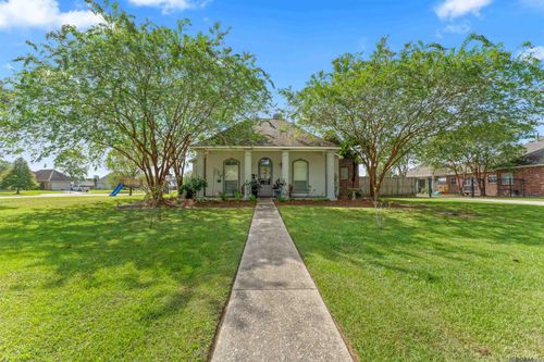10547 Brown Pelican, Denham Springs, LA, 70726 | Card Image