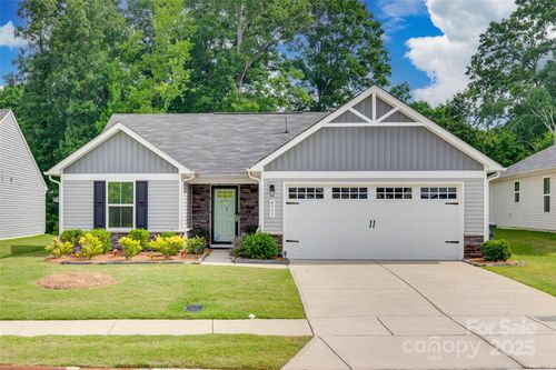 4511 Hunton Dale Rd Nw, Concord, NC, 28027-0283 | Card Image