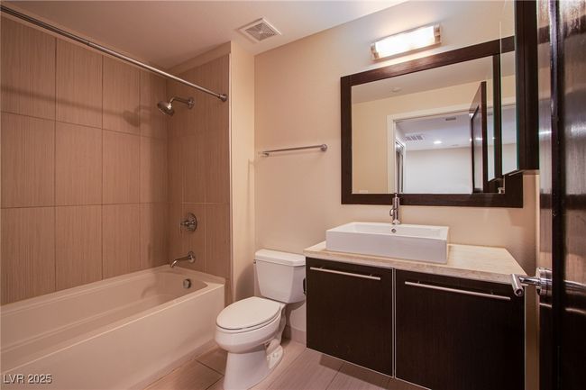 228 - 8925 W Flamingo Rd, Condo with 3 bedrooms, 3 bathrooms and null parking in Las Vegas NV | Image 59