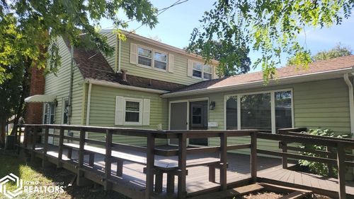 834 4th St Se, Mason City, IA, 50401-4265 | Card Image