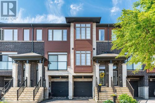 25 Soho St, Stoney Creek, ON, L8J0L4 | Card Image