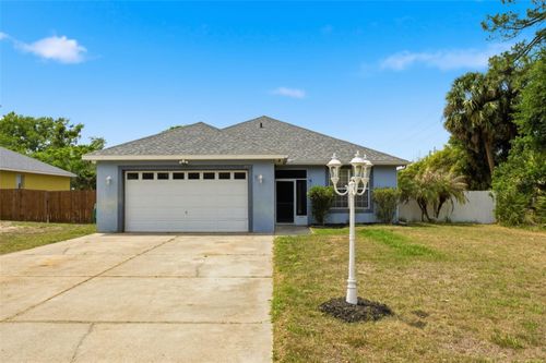 35937 Dawn Dr, Leesburg, FL, 34788-2893 | Card Image