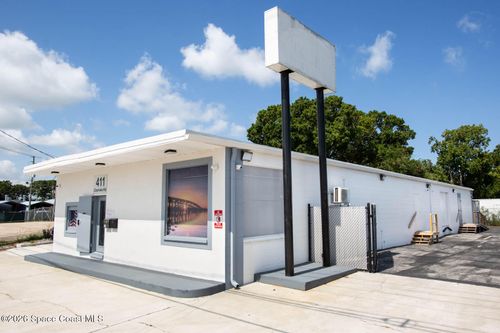 411 Clearlake Rd, COCOA, FL, 32922-6288 | Card Image