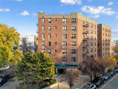 2G - 149 Marine Avenue, Home with 2 bedrooms, 1 bathrooms and null parking in Brooklyn NY | Image 1