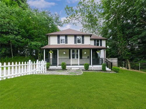 38 Padelford Ave, Riverside, RI, 02915-4210 | Card Image