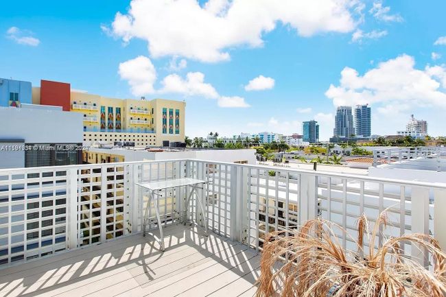 15 - 421 Meridian Ave, Condo with 2 bedrooms, 2 bathrooms and null parking in Miami Beach FL | Image 9