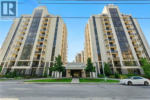 902-85 Robinson St, Hamilton, ON, L8P0B9 | Card Image