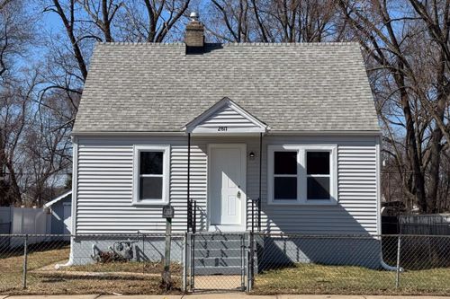 2817 9th St, Rockford, IL, 61109-1128 | Card Image