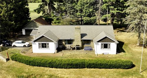 10 Fairlawn Dr, Horseheads, NY, 14845-7217 | Card Image