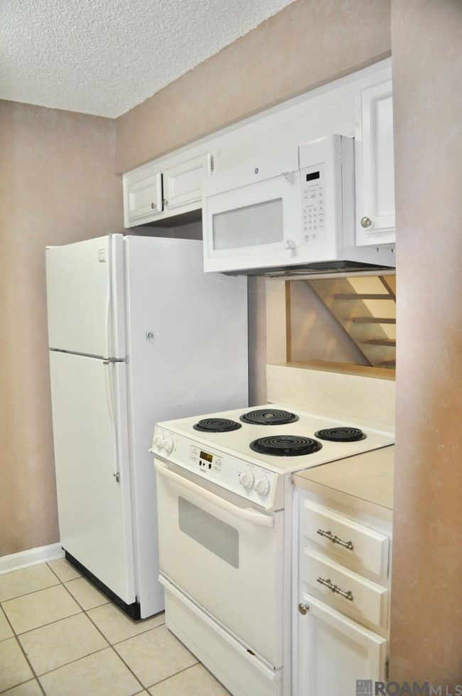 APT-7 - 5233 Butter Creek Ln, Condo with 1 bedrooms, 1 bathrooms and 1 parking in Baton Rouge LA | Image 6