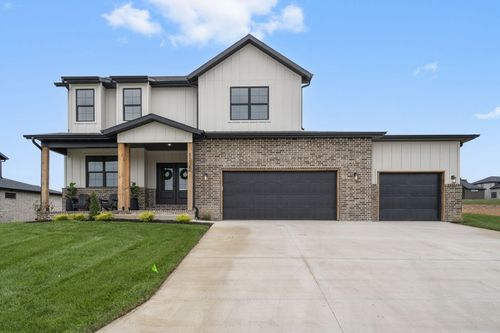 6035 S Clay Ave, Springfield, MO, 65810-3079 | Card Image