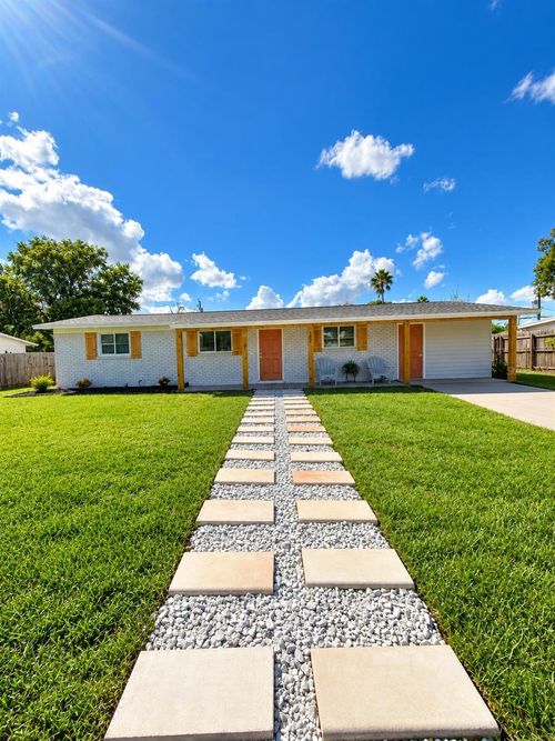 102 Cosmos Dr, Orlando, FL, 32807-4928 | Card Image