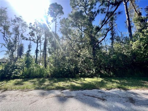 27455 N Twin Lakes Dr, PUNTA GORDA, FL, 33955-2150 | Card Image