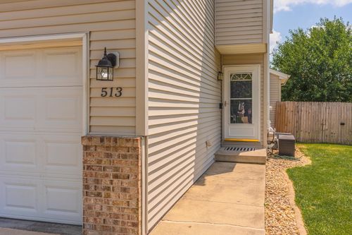 513 Wild Turkey Ln, Normal, IL, 61761-5640 | Card Image