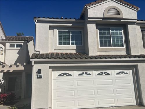 128 Agostino, Irvine, CA, 92614-8420 | Card Image