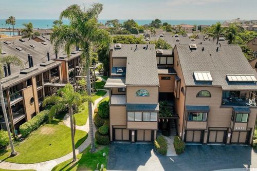 apt-e-4015 Canario St, Carlsbad, CA, 92008-4155 | Card Image