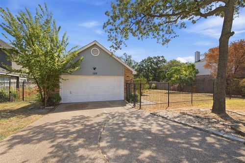 1308 Carver Ln, Irving, TX, 75061-3900 | Card Image