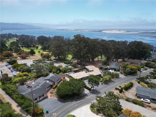 140 Kern Ave, Morro Bay, CA, 93442-2807 | Card Image