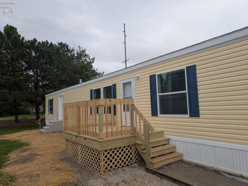 5-111 Flat Rock Rd, Bellevue, OH, 44811-9400 | Card Image