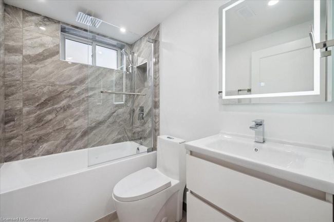 272 E 35 Th St, House other with 4 bedrooms, 2 bathrooms and 3 parking in Hamilton ON | Image 27