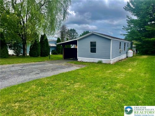 77 Derose St, Walnutport, PA, 18088-9231 | Card Image