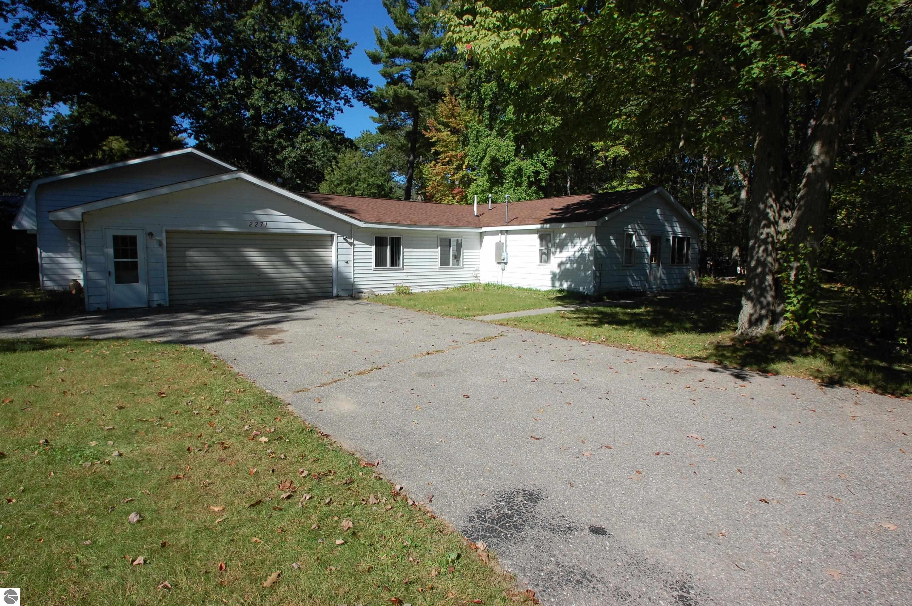 Oak Trail 1 , West Branch, MI 48661