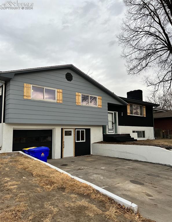 Circle Dr, Colorado Springs, CO 80909