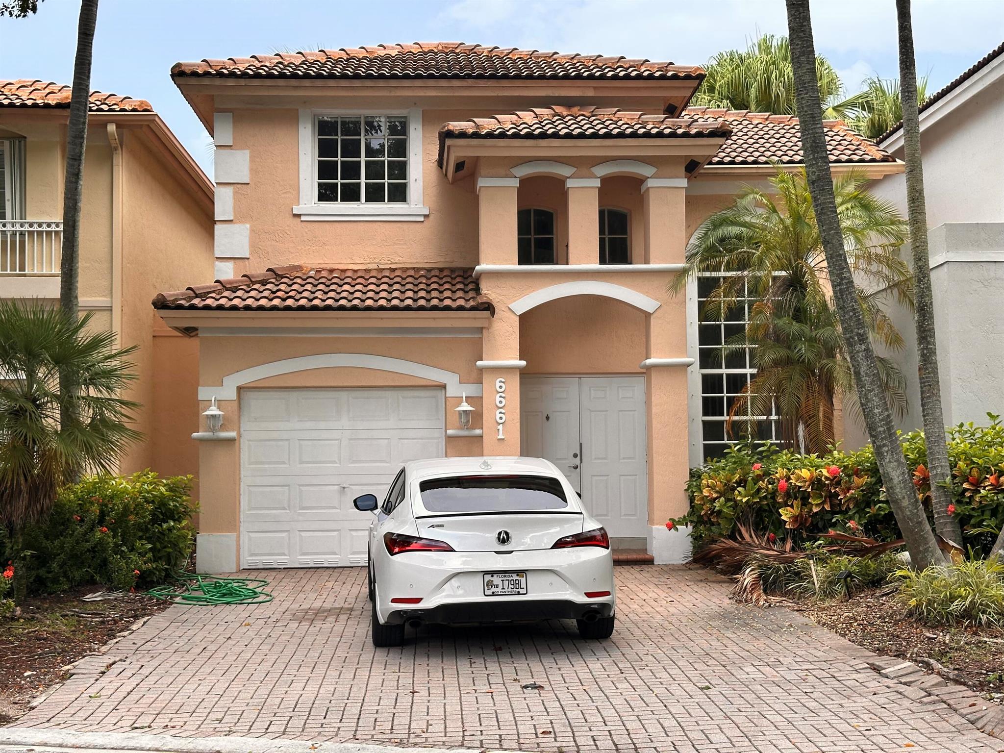 107th Ct, Doral, FL 33178