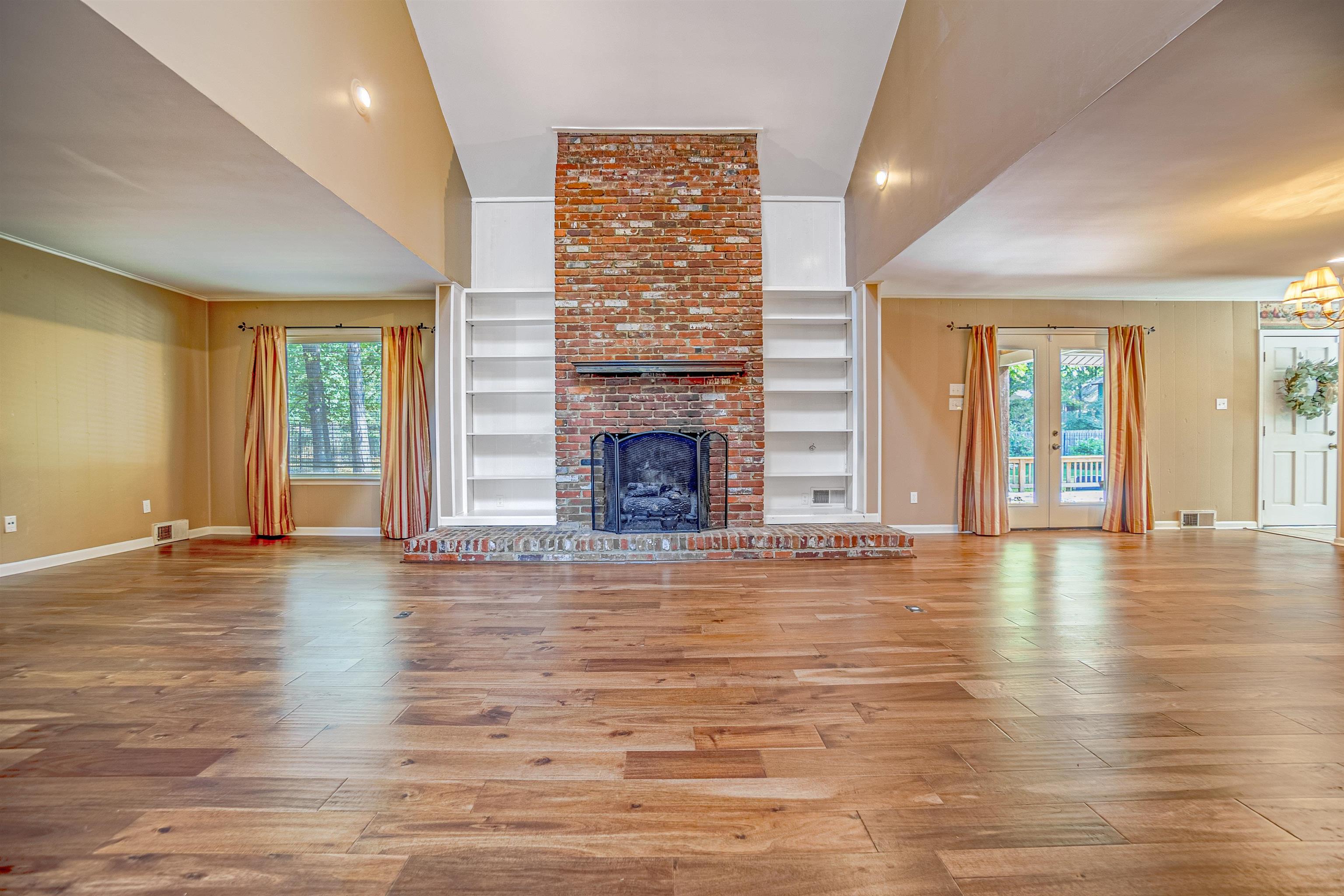 Dominion Cv, Lakeland, TN 38002
