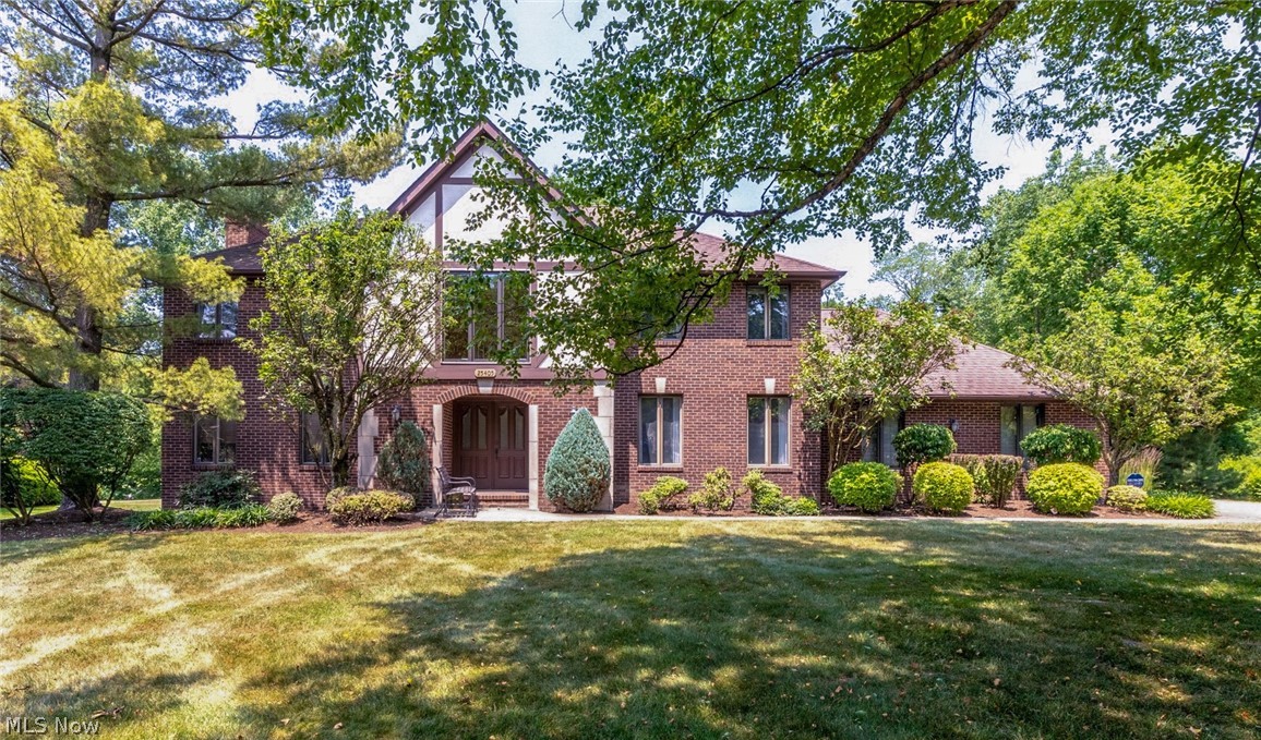 Halburton Rd, Beachwood, OH 44122