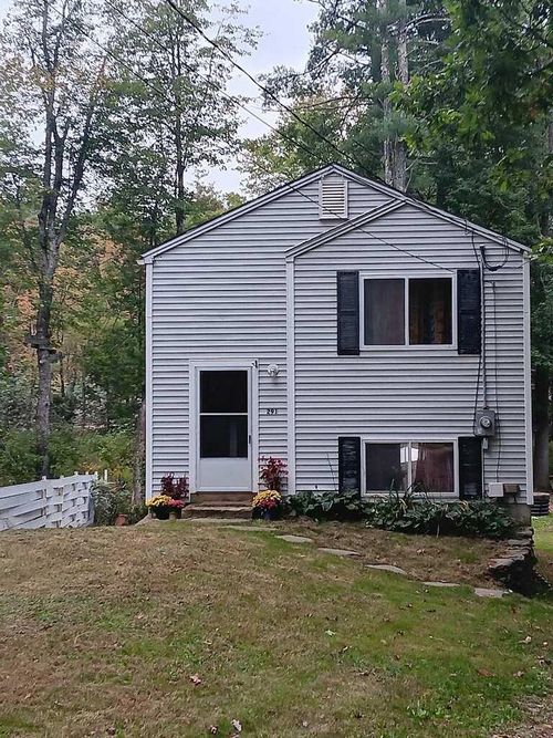 291 Long Shores Drive, Barrington, NH, 03825 | Card Image