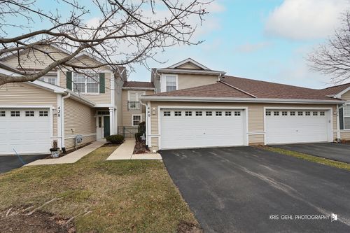 440 N Keswick Ct, Round Lake, IL, 60073-9695 | Card Image