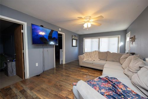1403 W Elm Ave, Enid, OK, 73703-4432 | Card Image