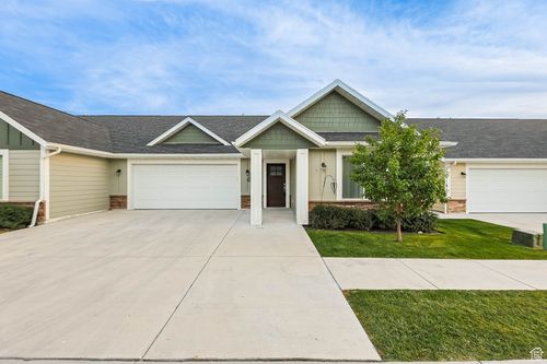 102-230 W 1550 N, Logan, UT, 84341-7112 | Card Image