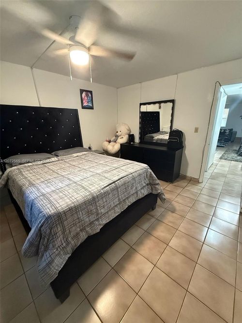 209-4655 Palm Ave, Hialeah, FL, 33012-4058 | Card Image