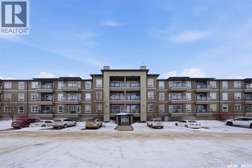 110 Willis Cres, Saskatoon, SK, S7T0N5 | Card Image