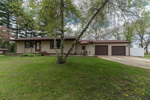 N6749 Tippecanoe Trail, Sugar Creek, WI, 53121 | Card Image