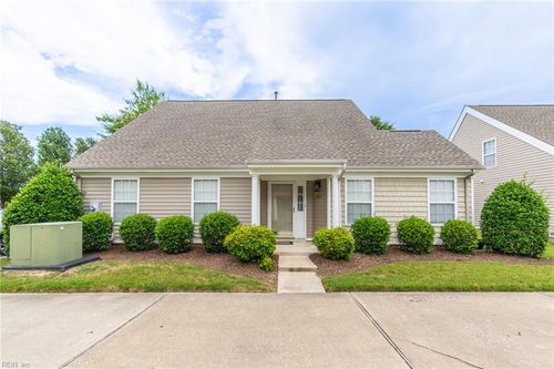 2007 Nicklaus Dr, Suffolk, VA, 23435-4107 | Card Image