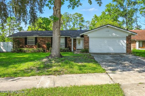 11599 Lake Ride Dr, Jacksonville, FL, 32223-7411 | Card Image