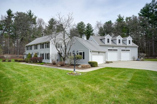 391 Concord Rd, Marlborough, MA, 01752-1607 | Card Image