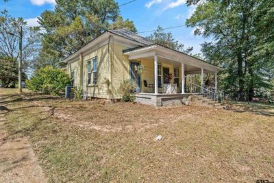 109 Starnes, House other with 2 bedrooms, 1 bathrooms and null parking in Winona TX | Image 3