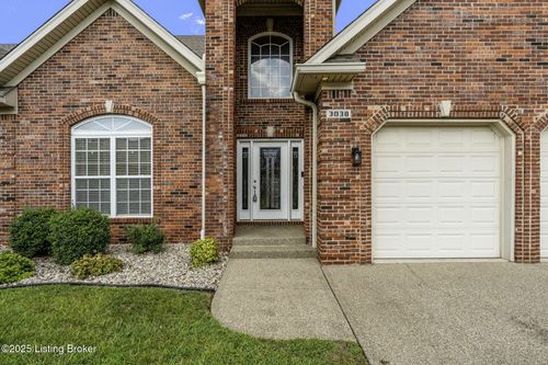 3038 Crystal Waters Way, Louisville, KY, 40299-4572 | Card Image